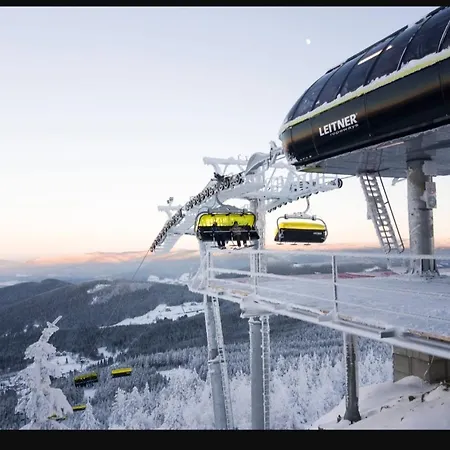 U Piotrusia I Paulinki 公寓